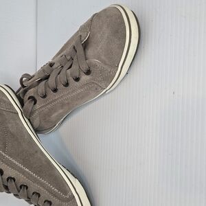 Men's Gray Suede Sneakers